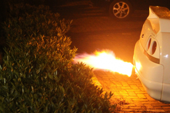 Gepimpte autos bij herdenking Paul Walker