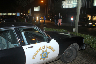 Gepimpte autos bij herdenking Paul Walker