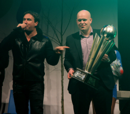 Huldiging Michael van Gerwen 2014