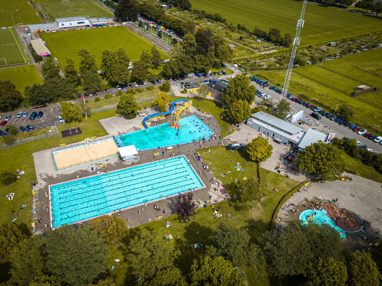 BillyBird blijft exploitant van openluchtzwembad Het Run in Drunen
